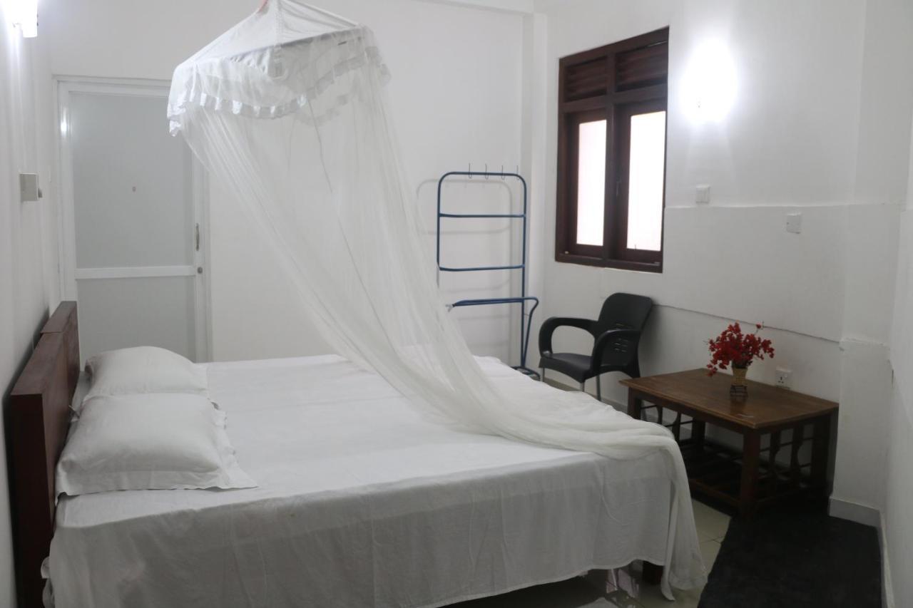 A.V.N Homestay Unawatuna Bagian luar foto