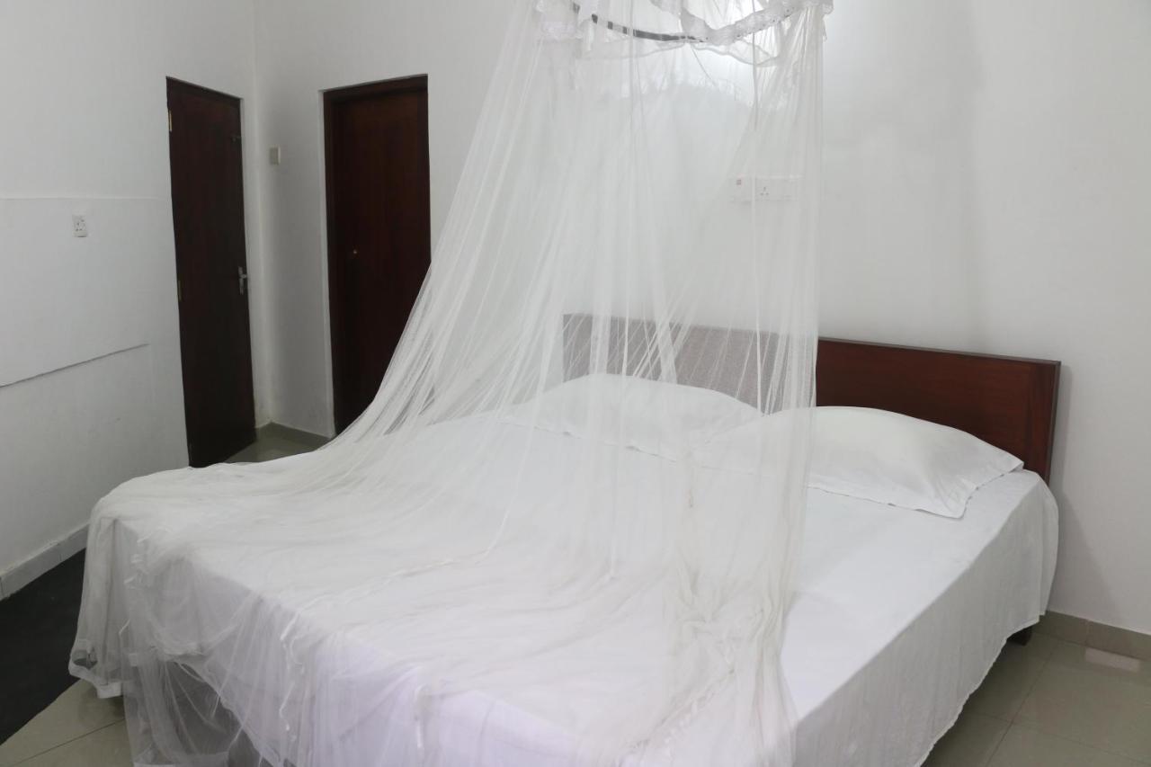 A.V.N Homestay Unawatuna Bagian luar foto