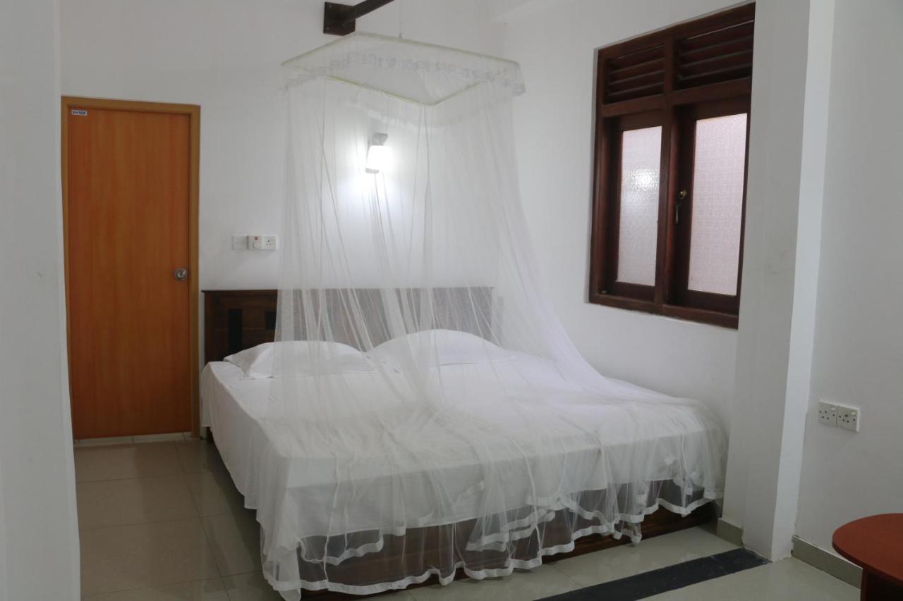 A.V.N Homestay Unawatuna Bagian luar foto