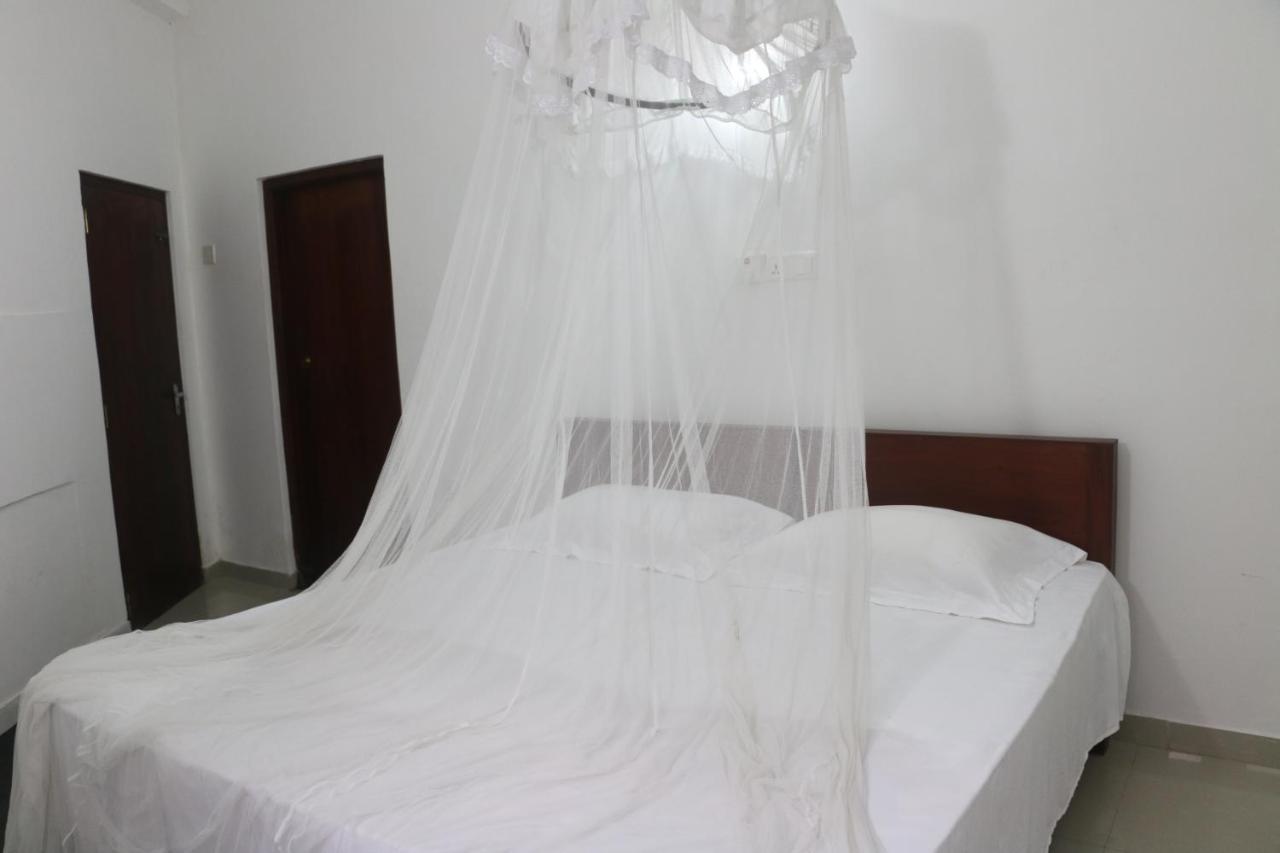 A.V.N Homestay Unawatuna Bagian luar foto
